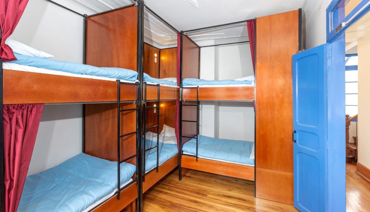 Cama en habitación compartida mixta de 6 camas